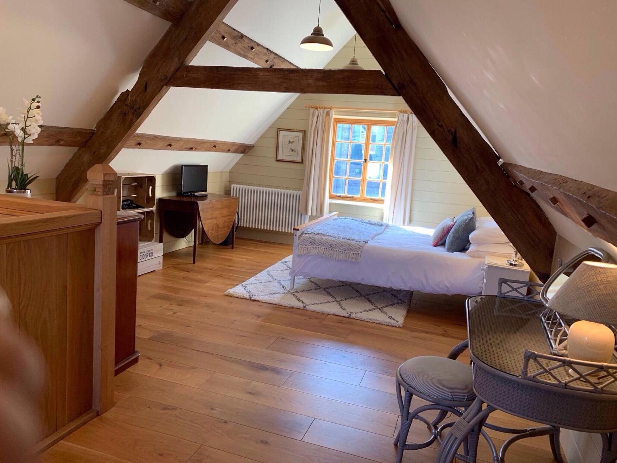 Demesne Farm Guesthouse Monmouth Bagian luar foto
