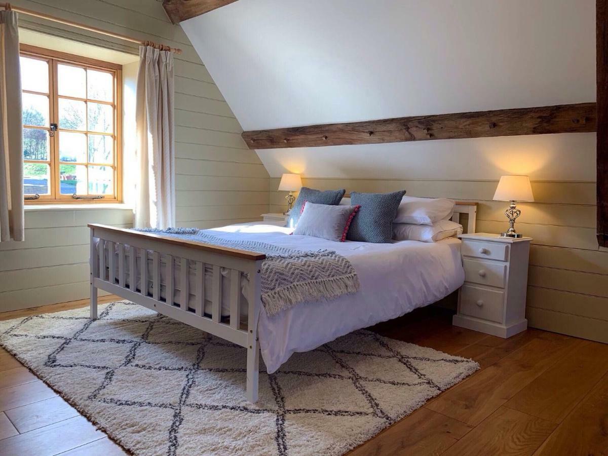 Demesne Farm Guesthouse Monmouth Bagian luar foto